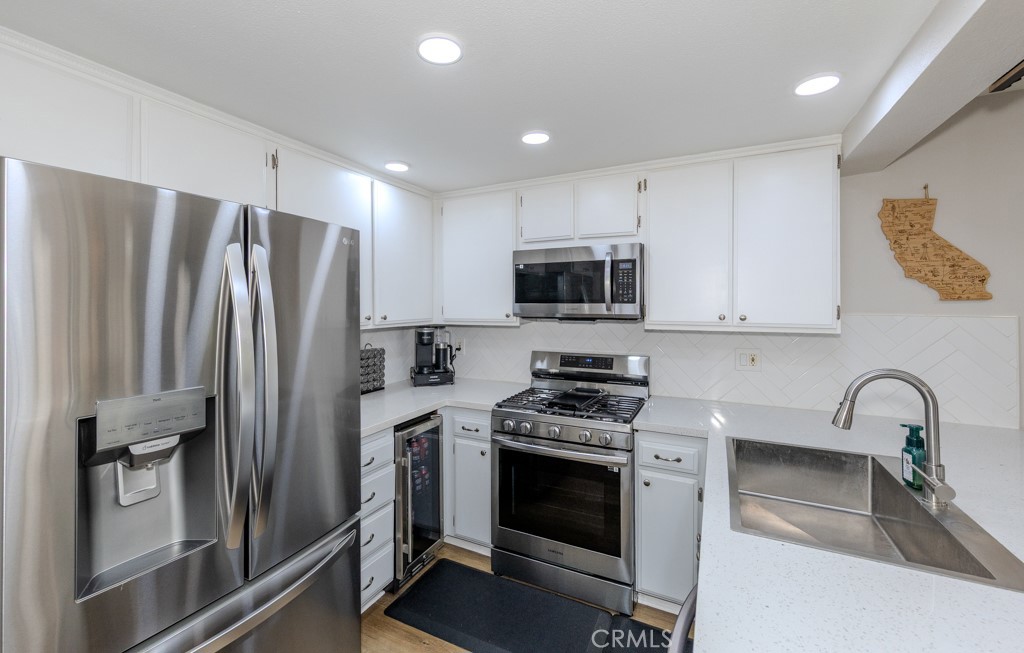 6597 E Camino Vista 2