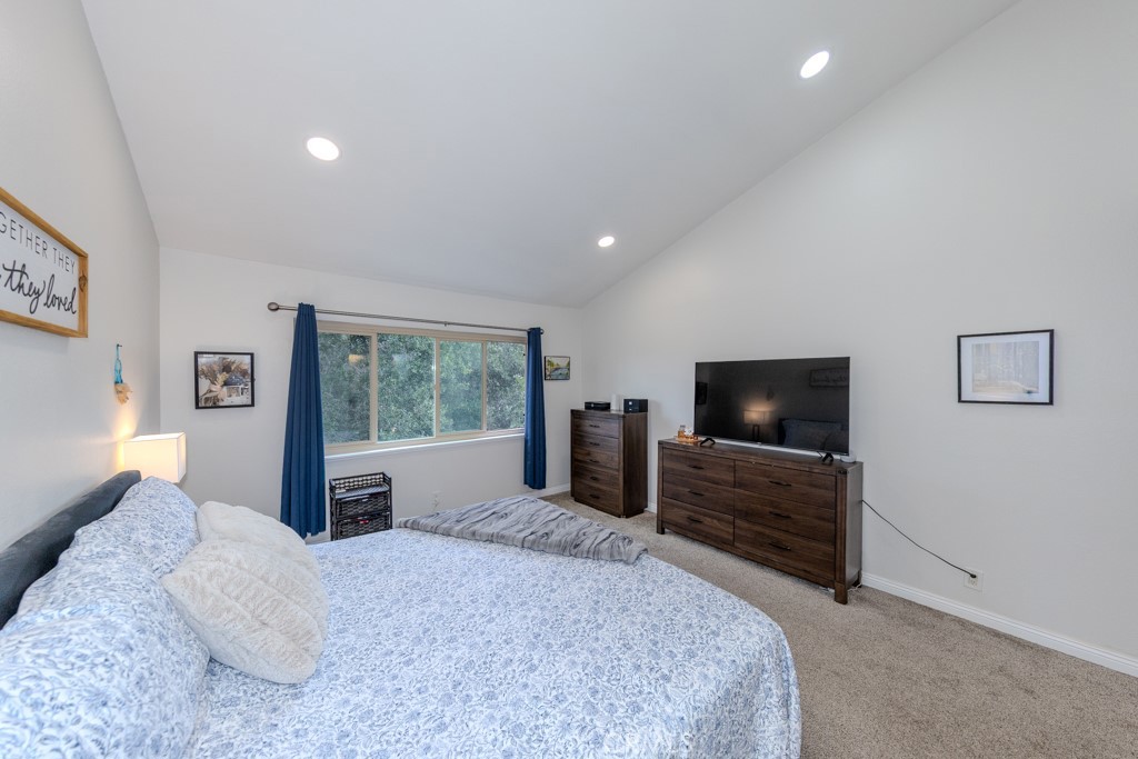 6597 E Camino Vista 2