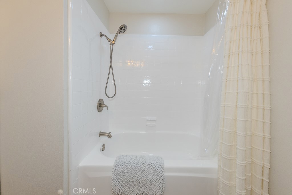 6597 E Camino Vista 2