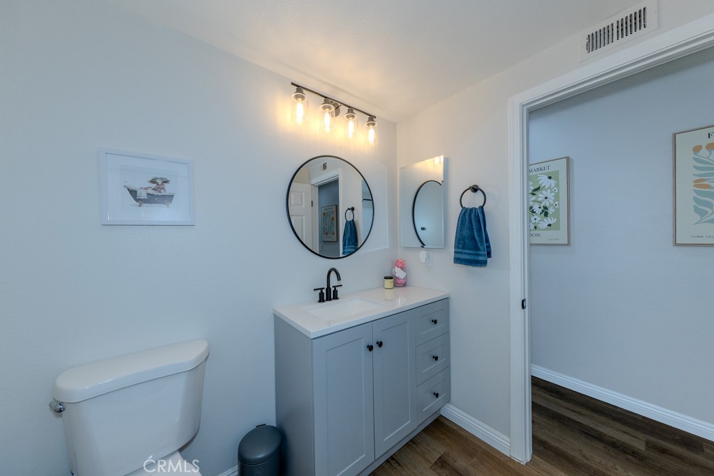 6597 E Camino Vista 2