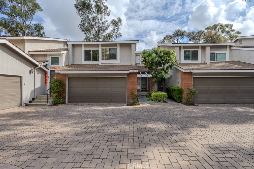 6597 E Camino Vista 2