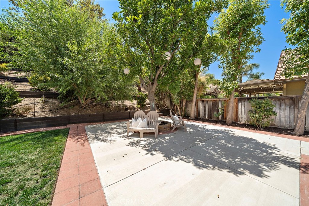 444 Appleby Street