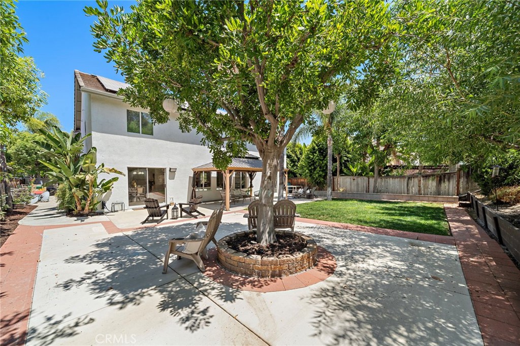 444 Appleby Street