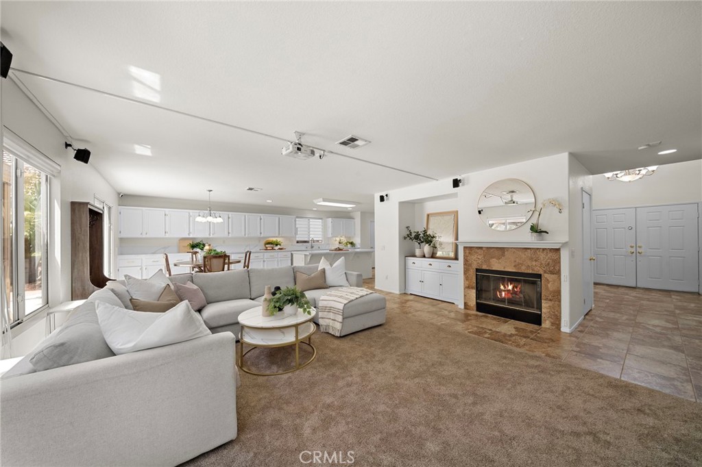 444 Appleby Street