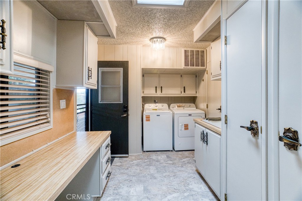 601 N Kirby 524