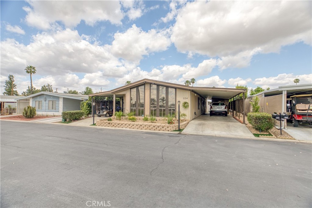 601 N Kirby 524