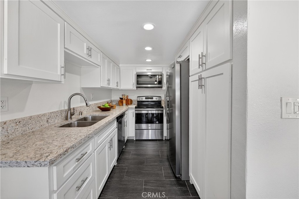 803 E Victoria 138