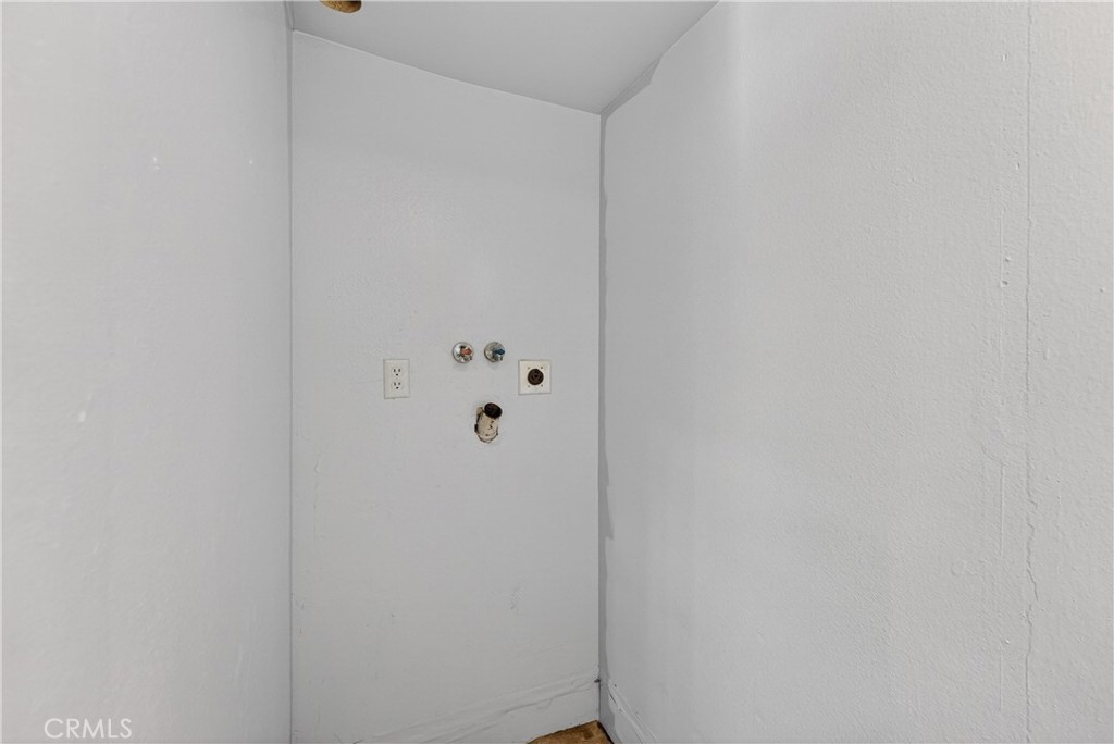 803 E Victoria 138