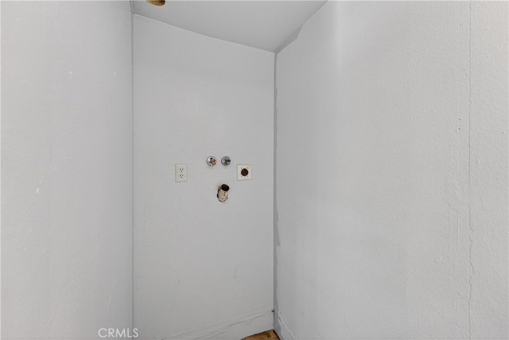 803 E Victoria 138