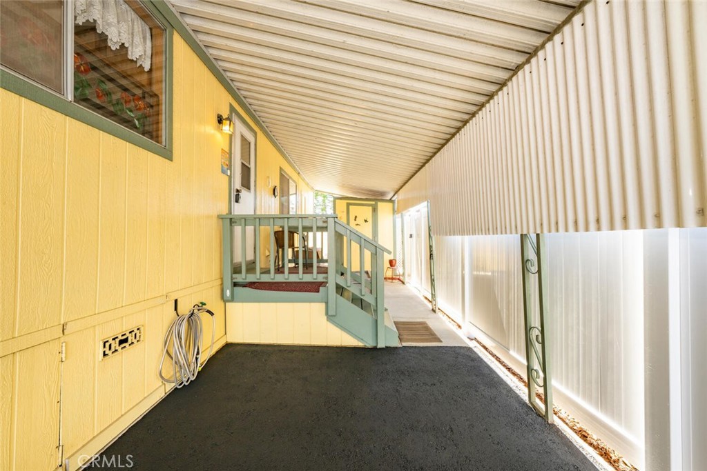 6248 GOLDEN SANDS Drive E 215