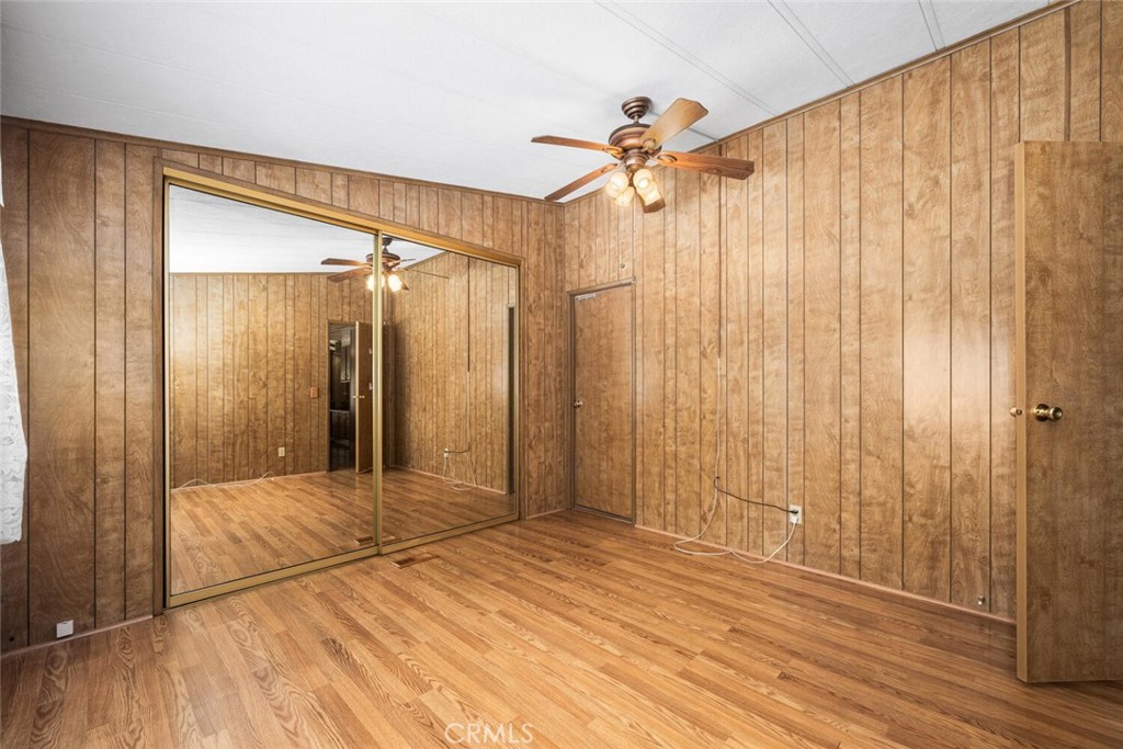 6248 GOLDEN SANDS Drive E 215