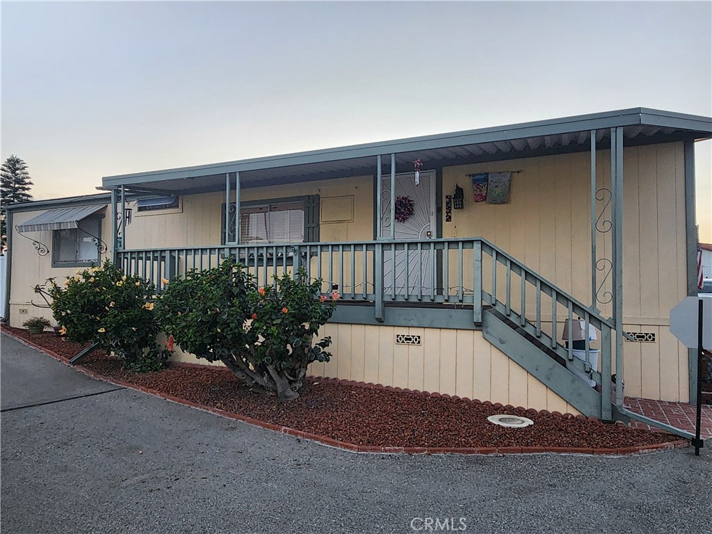 6248 GOLDEN SANDS Drive E 215