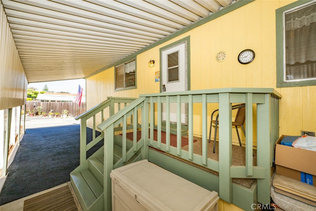 6248 GOLDEN SANDS Drive E 215