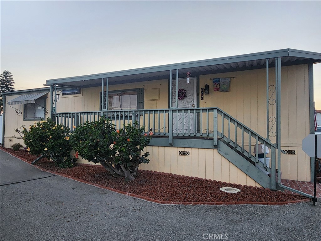 6248 GOLDEN SANDS Drive E 215