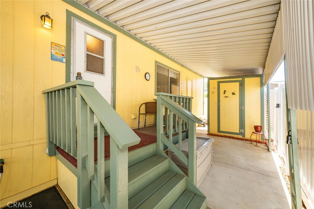 6248 GOLDEN SANDS Drive E 215