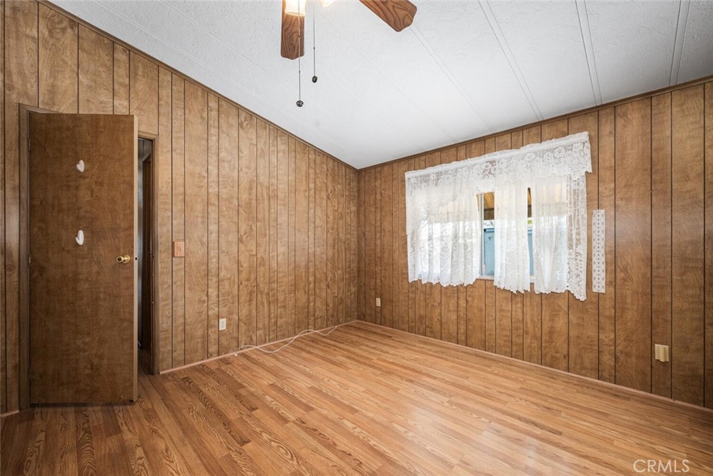 6248 GOLDEN SANDS Drive E 215