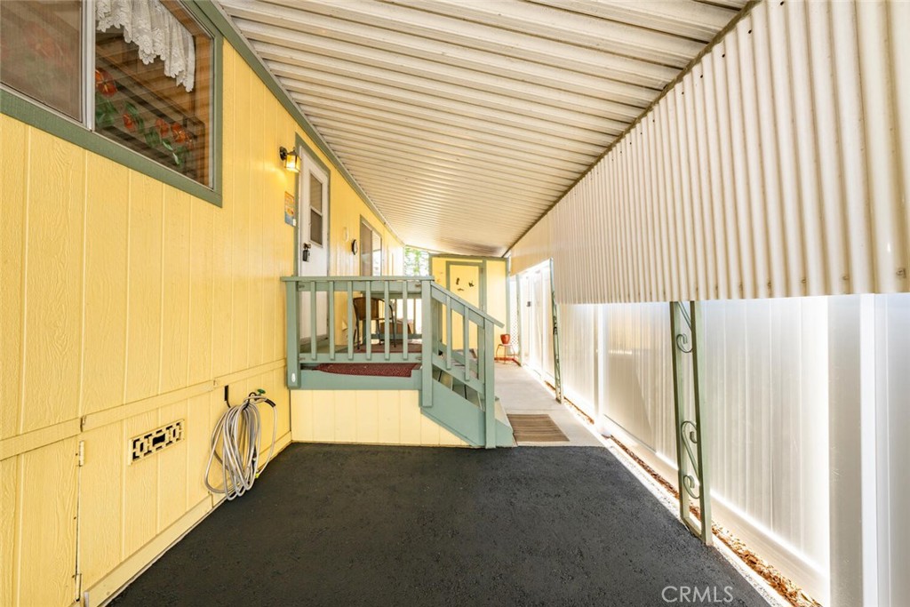 6248 GOLDEN SANDS Drive E 215