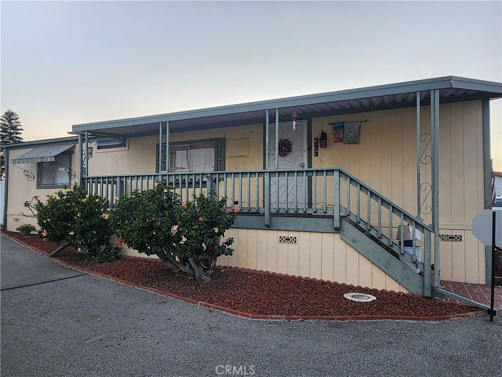 6248 GOLDEN SANDS Drive E 215