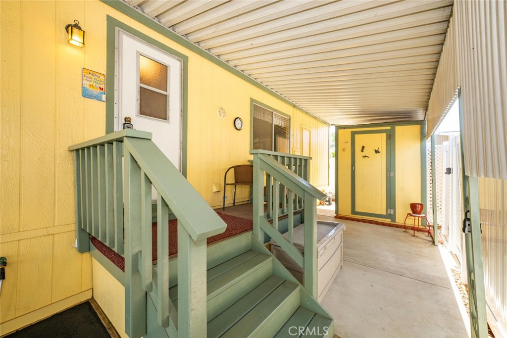 6248 GOLDEN SANDS Drive E 215