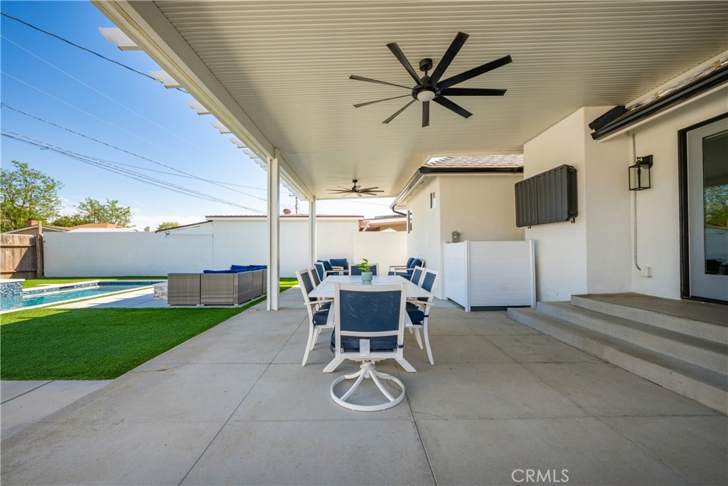 3246 N Marwick
