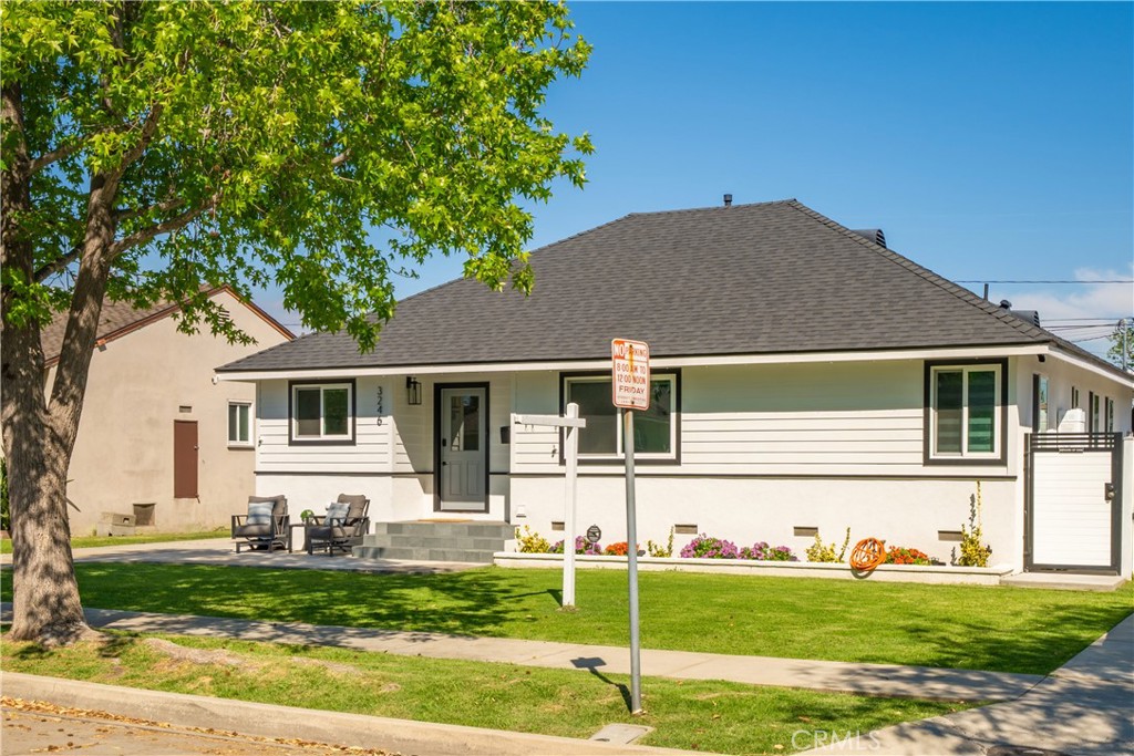 3246 N Marwick