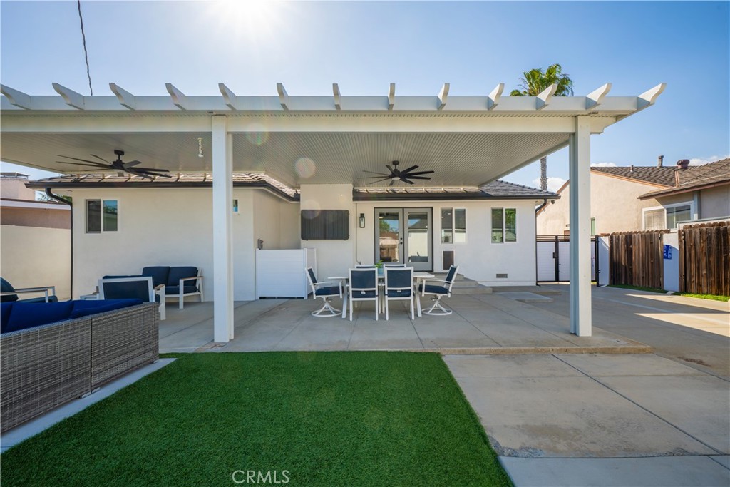 3246 N Marwick