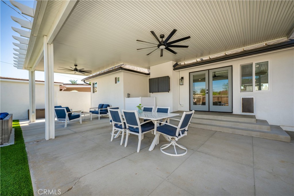 3246 N Marwick