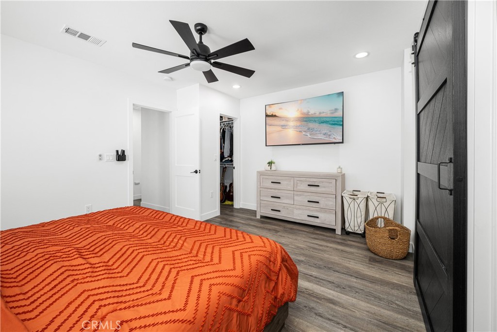 3246 N Marwick