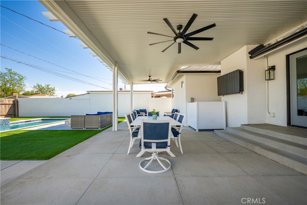 3246 N Marwick