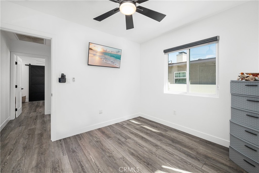 3246 N Marwick
