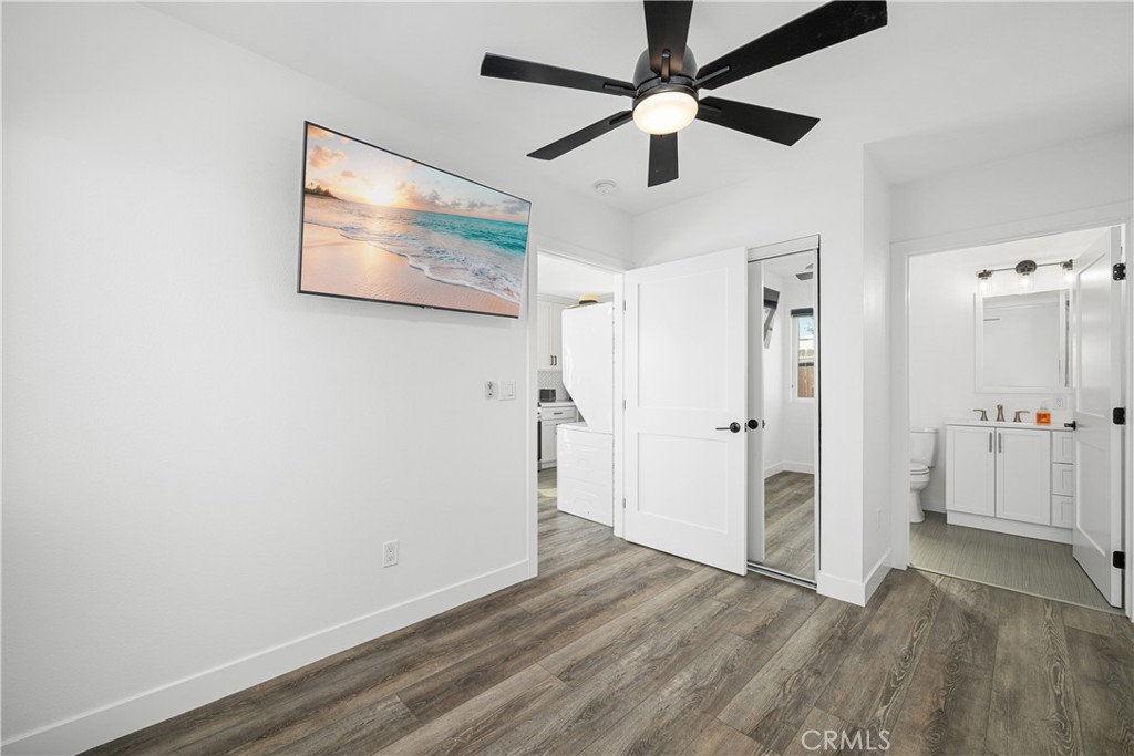3246 N Marwick