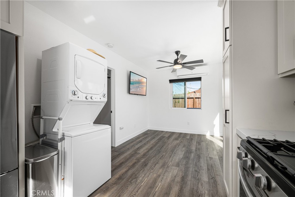 3246 N Marwick
