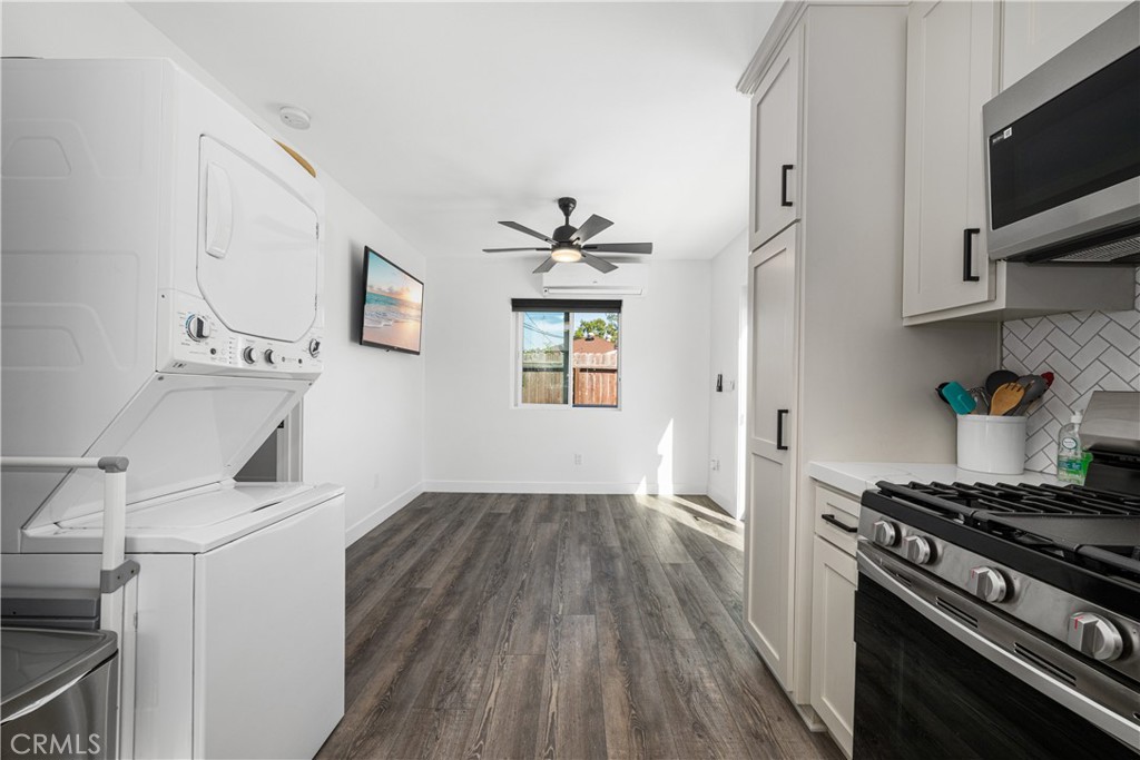 3246 N Marwick