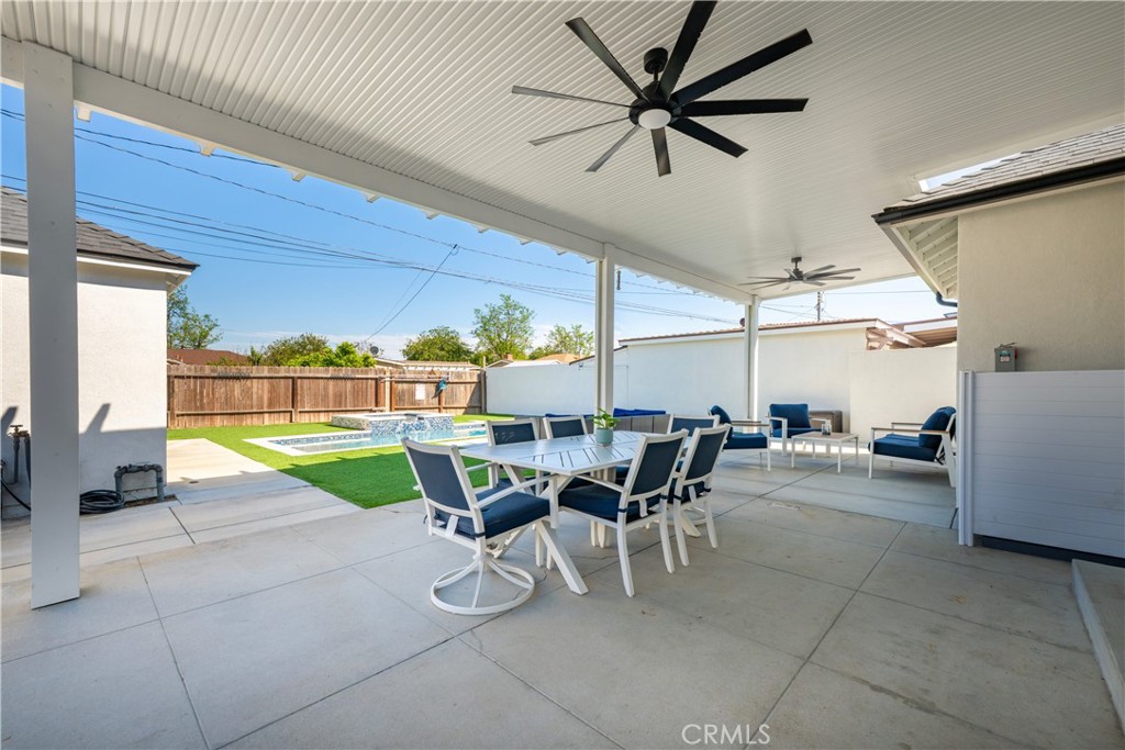 3246 N Marwick