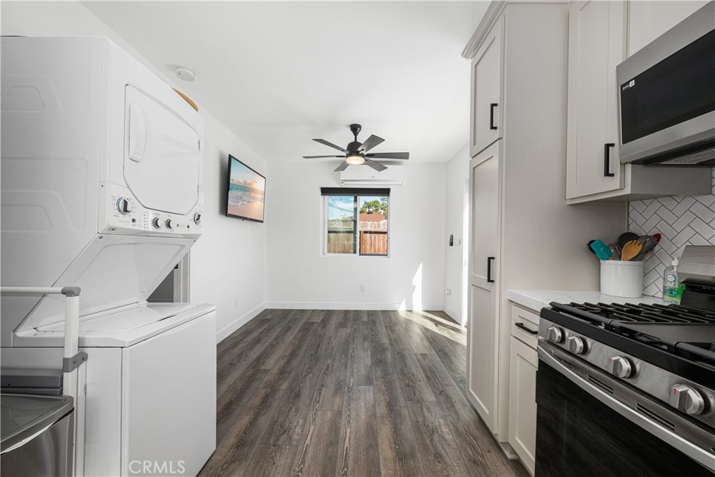 3246 N Marwick