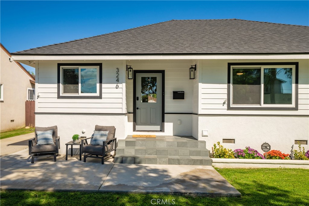 3246 N Marwick