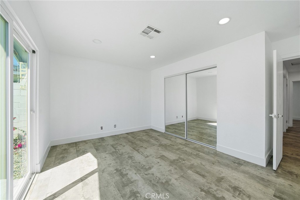 431 W Avenida Cerca