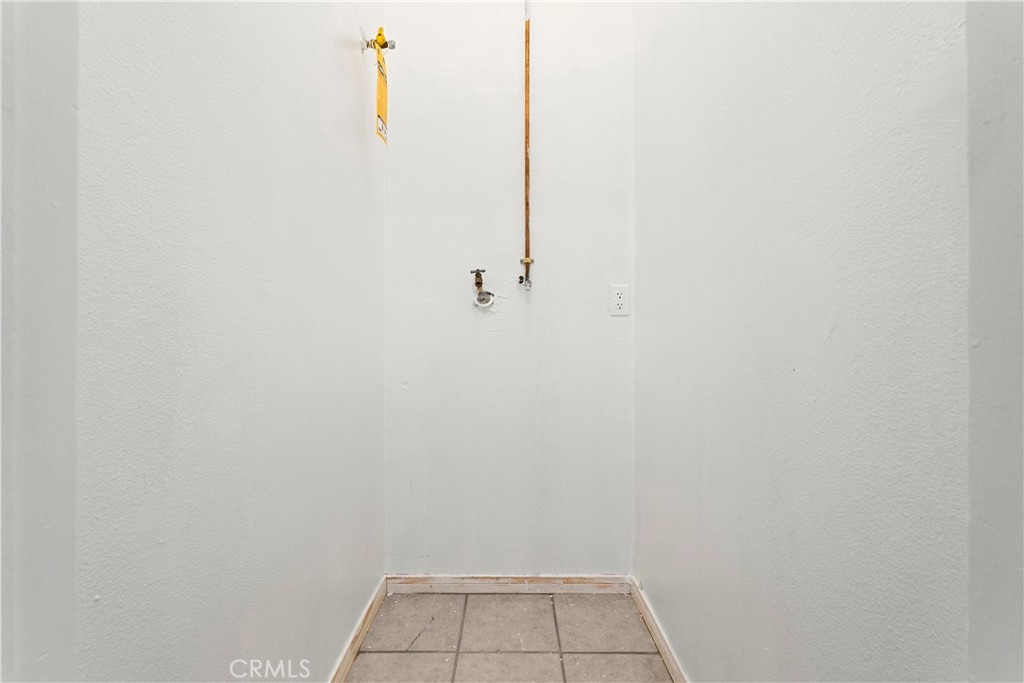 10406 Avalon Boulevard