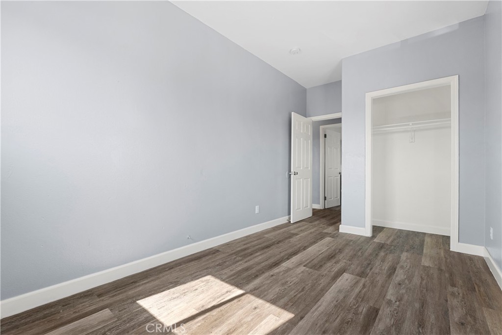 10406 Avalon Boulevard