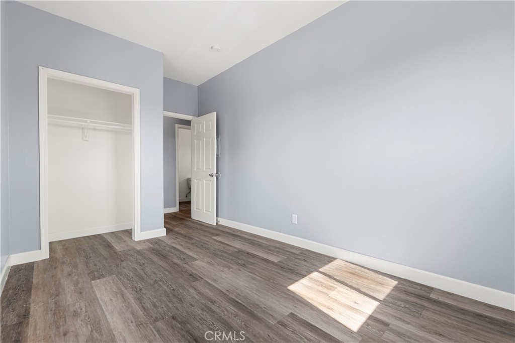 10406 Avalon Boulevard