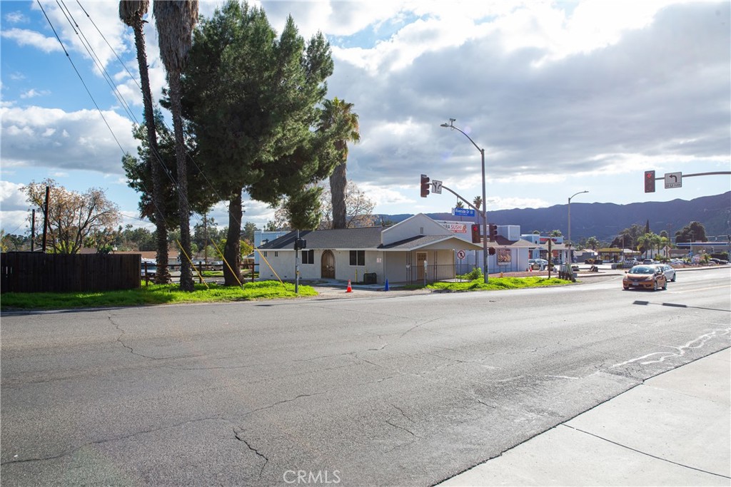30830 Riverside