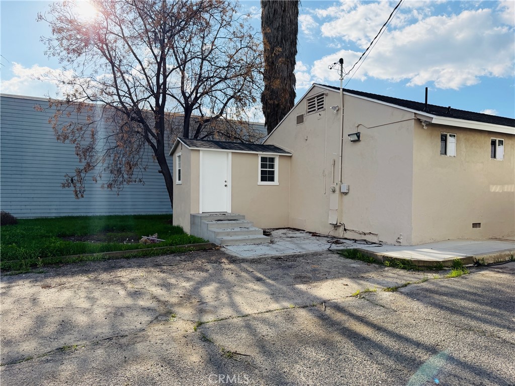 30830 Riverside