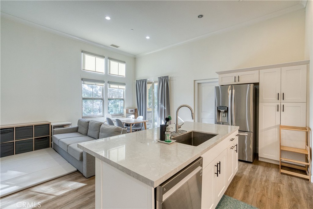 52 Coralwood