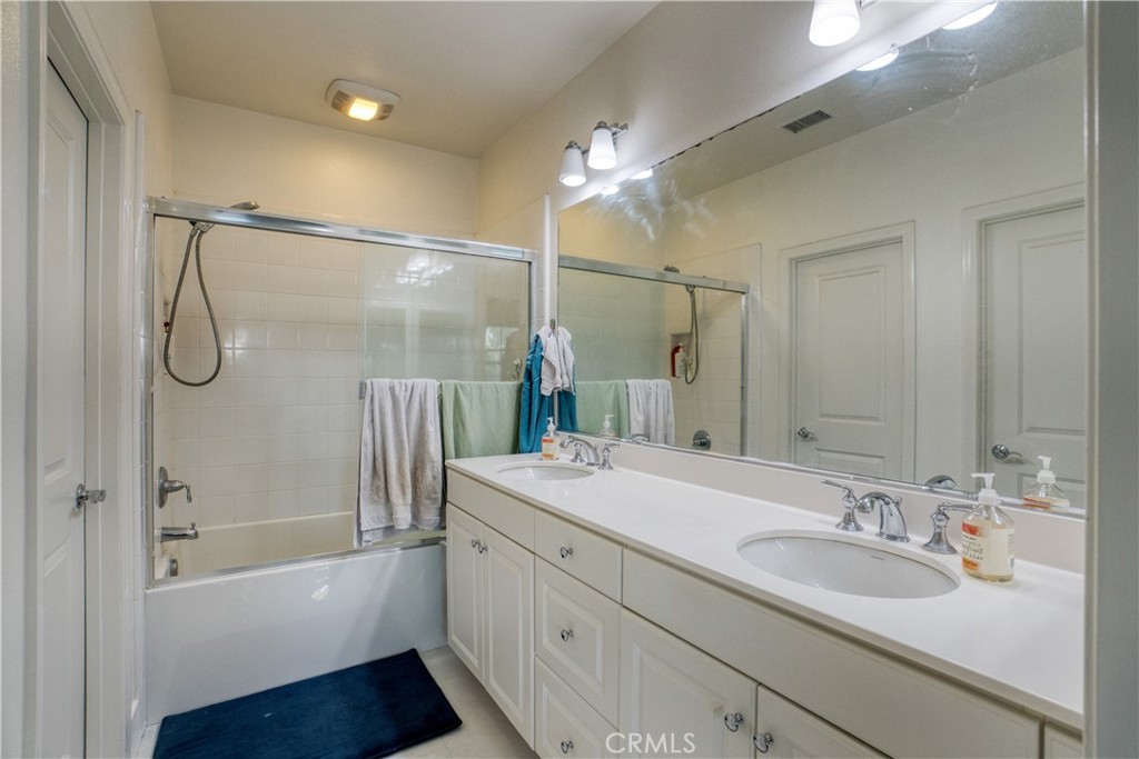 52 Coralwood