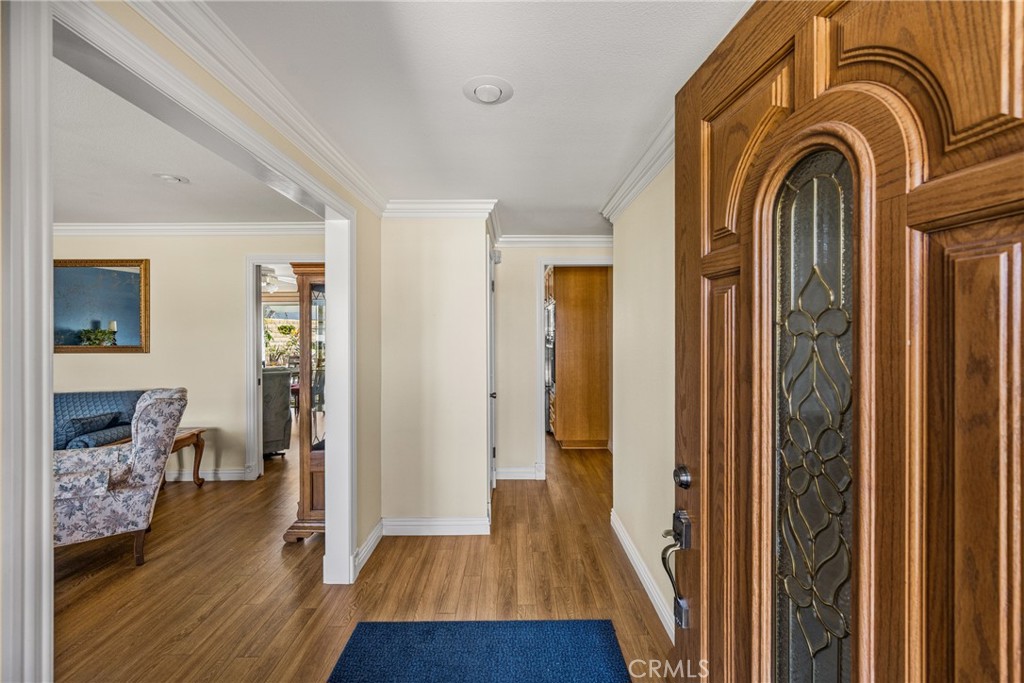 1218 E Chalynn Avenue