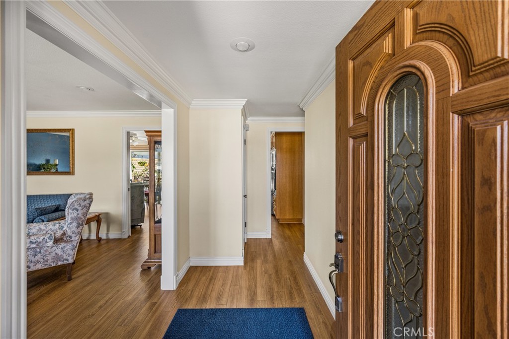 1218 E Chalynn Avenue