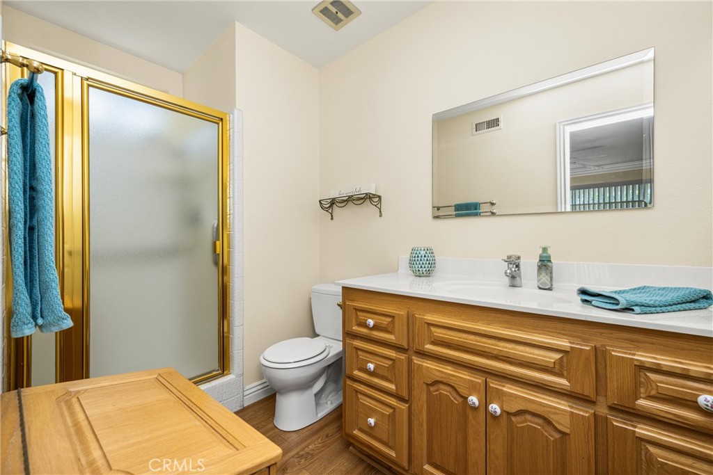 1218 E Chalynn Avenue