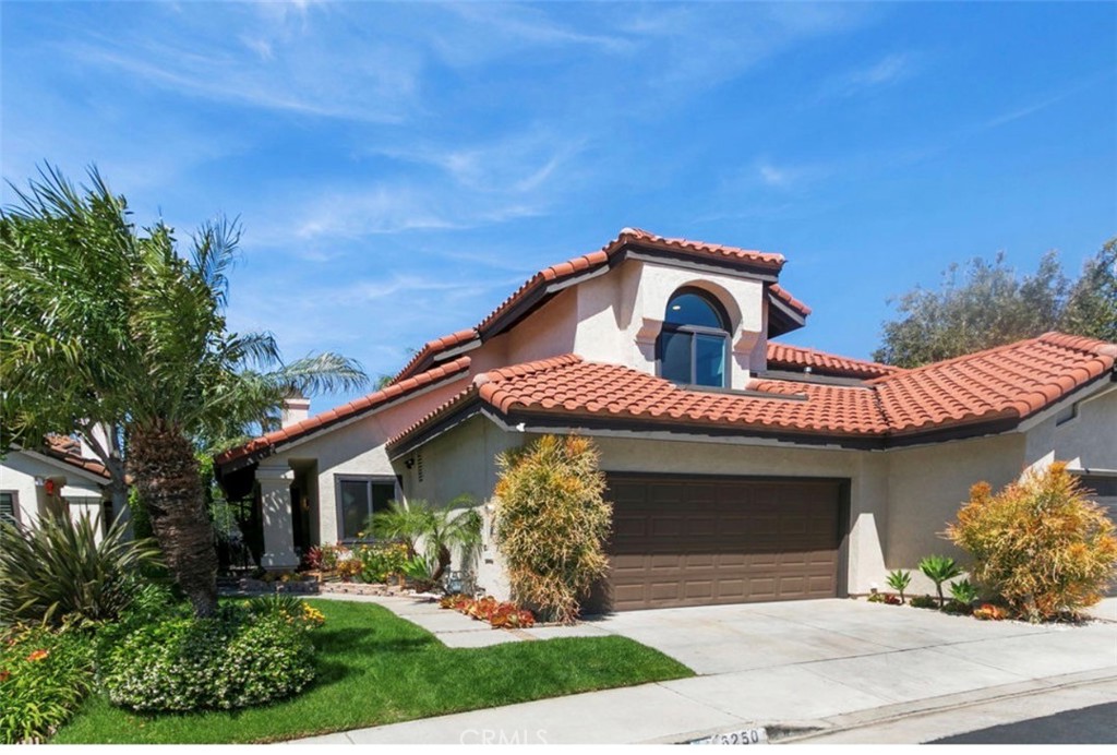 6250 E Quartz Lane