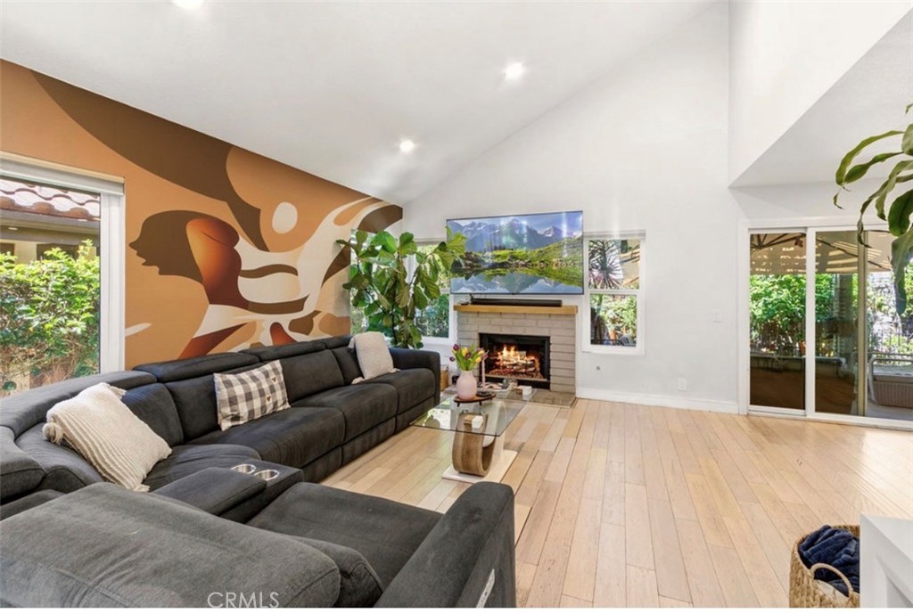 6250 E Quartz Lane