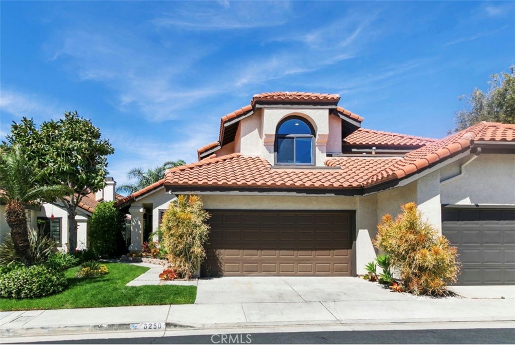6250 E Quartz Lane